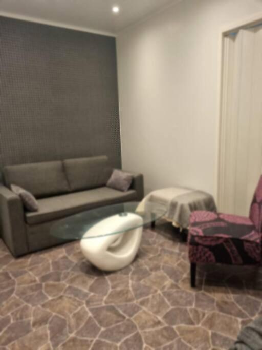 רובניימי Apartment In The City Center מראה חיצוני תמונה