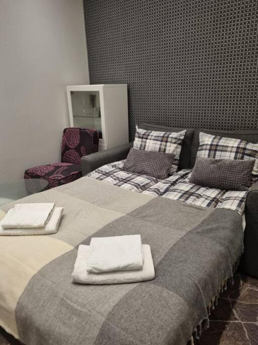 רובניימי Apartment In The City Center מראה חיצוני תמונה